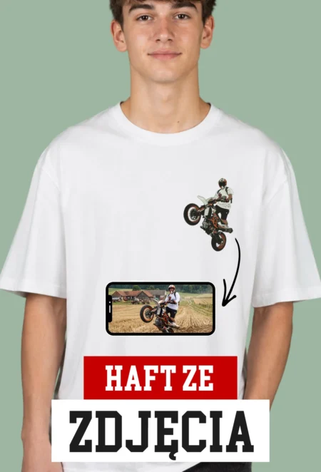 Personalizowana Koszulka Haftowana – Twoje Zdjęcie z Pojazdem
